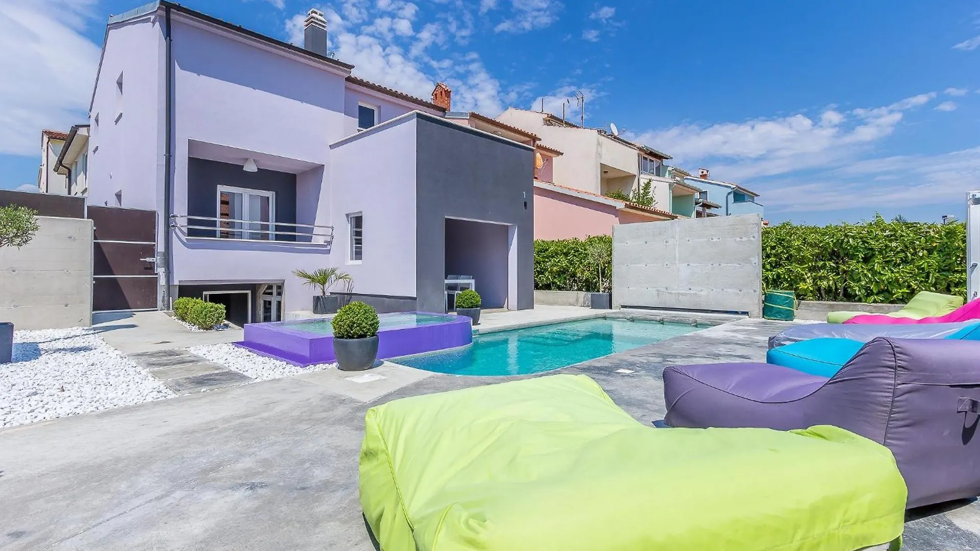 Apartments With A Swimming Pool Pjescana Uvala, Pula - 22778