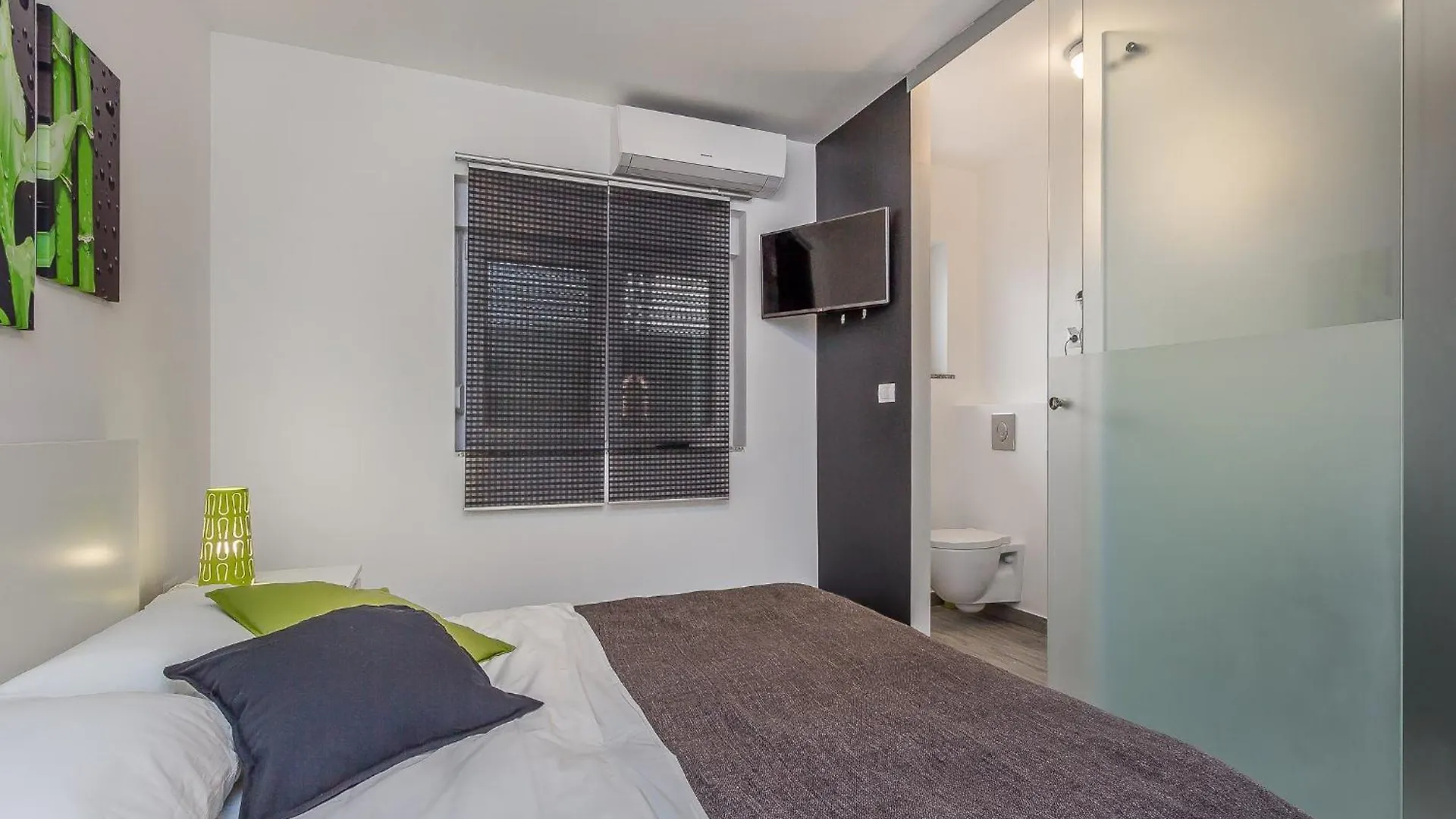 Apartments With A Swimming Pool Pjescana Uvala, Pula - 22778